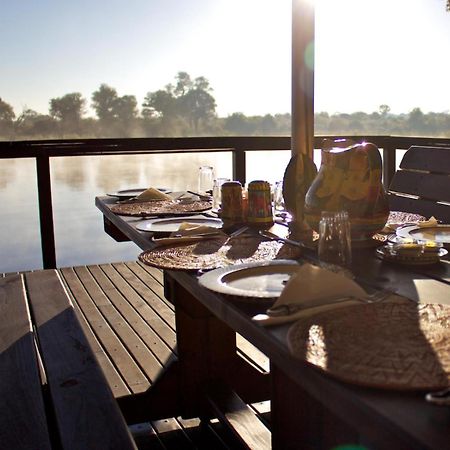 Ndhovu Safari Lodge Mahango Extérieur photo